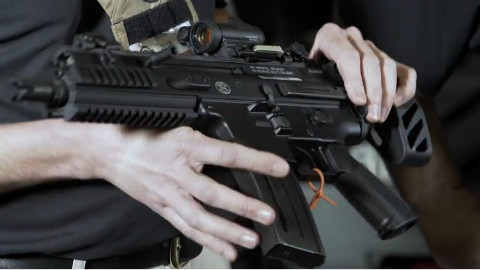 【肉山大魔王的摸枪之旅】2018 Shot Show:FN SCAR-SC